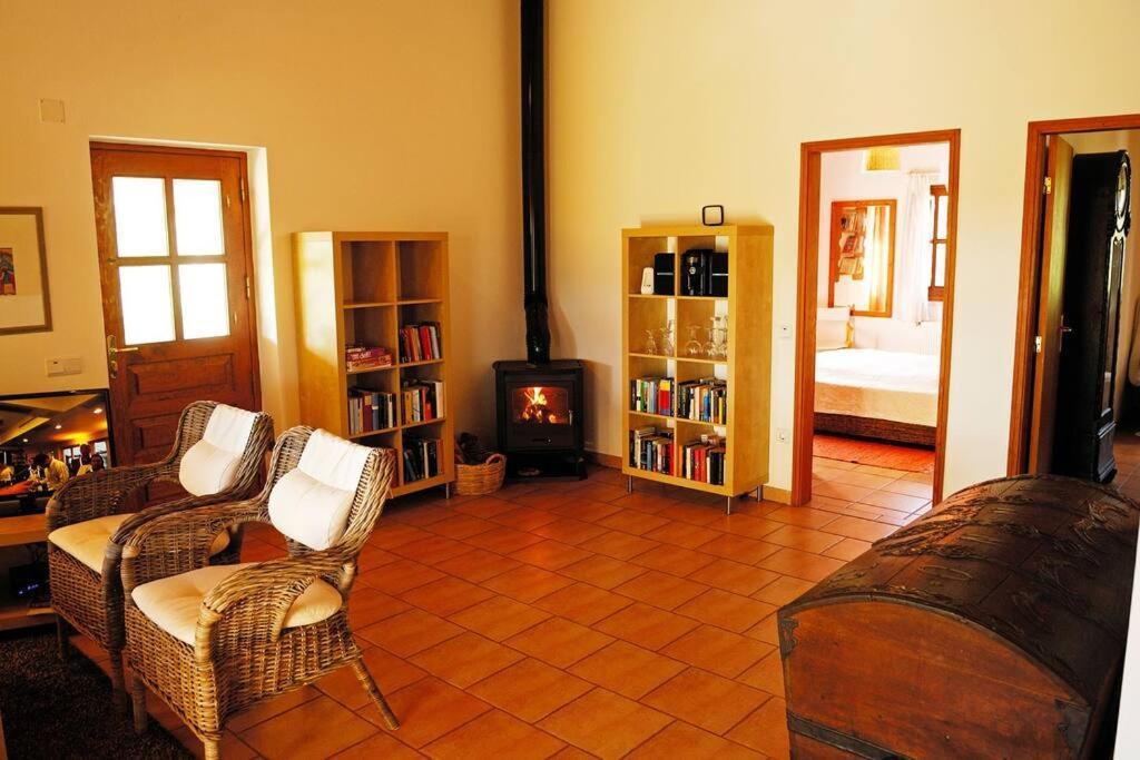 Vale Do Guizo: Casa Poente On The Contryside, Close By The Sea. Алжезур Екстериор снимка